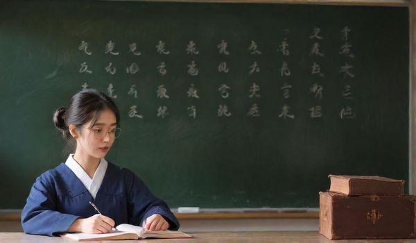 大学生赚钱必杀技！我从负债到月赚5000的真实故事